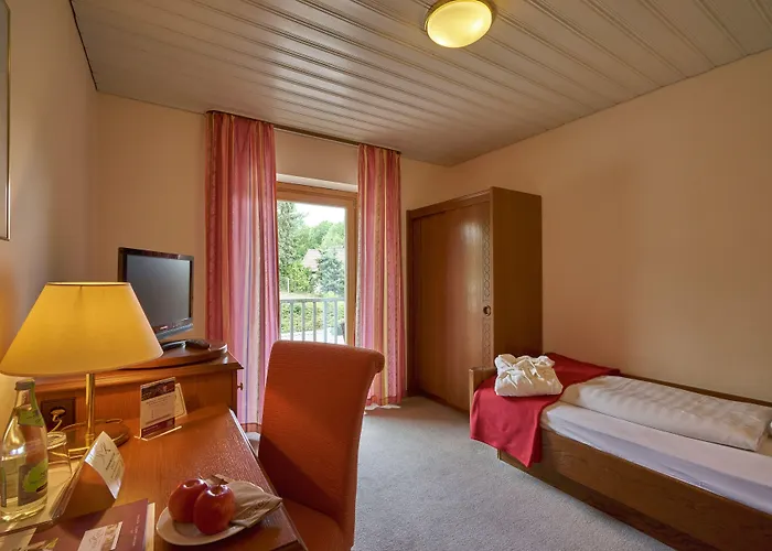 호텔 Wellnesshotel Zum Koch Ortenburg