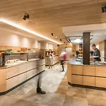 Wellnesshotel Zum Koch Szálloda 4*