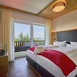 Wellnesshotel Zum Koch Szálloda 4*